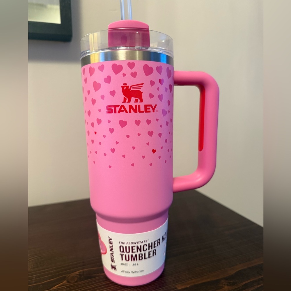 🩷 2025 Stanley Target Valentine’s Day Pink Sweet Hearts 30oz Flowstate Tumbler 🩷